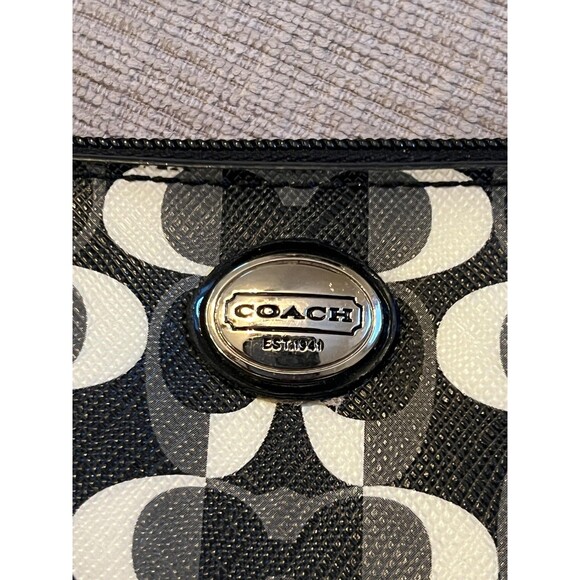 Coach Wristlet Womens Black White Signature C Coated Canvas Patent Strap Bag - Picture 2 of 11